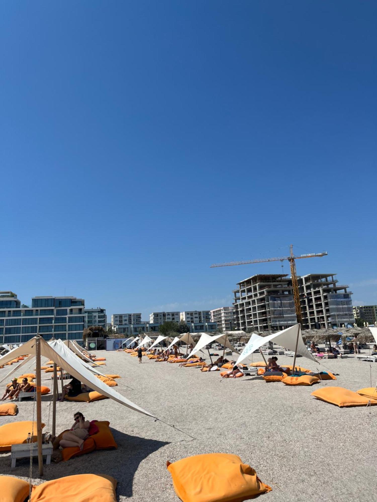 Ferienwohnung Apart Miren Summerland Mamaia Exterior foto
