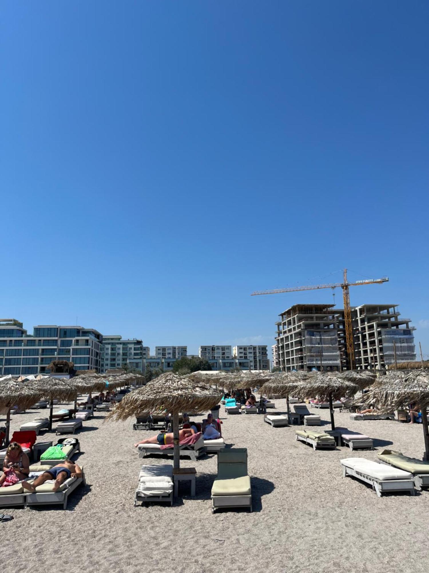Ferienwohnung Apart Miren Summerland Mamaia Exterior foto